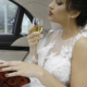mariée breizhcab dans voiture